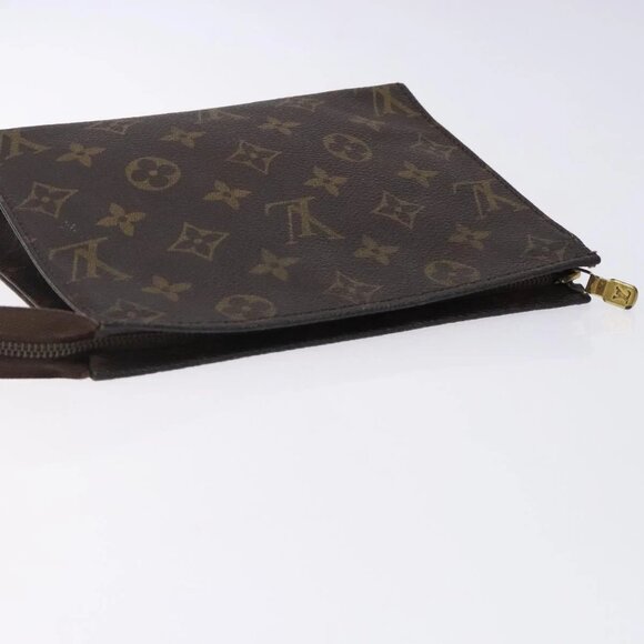 LOUIS VUITTON Monogram Poche Toilette 19 Pouch - Picture 5 of 16